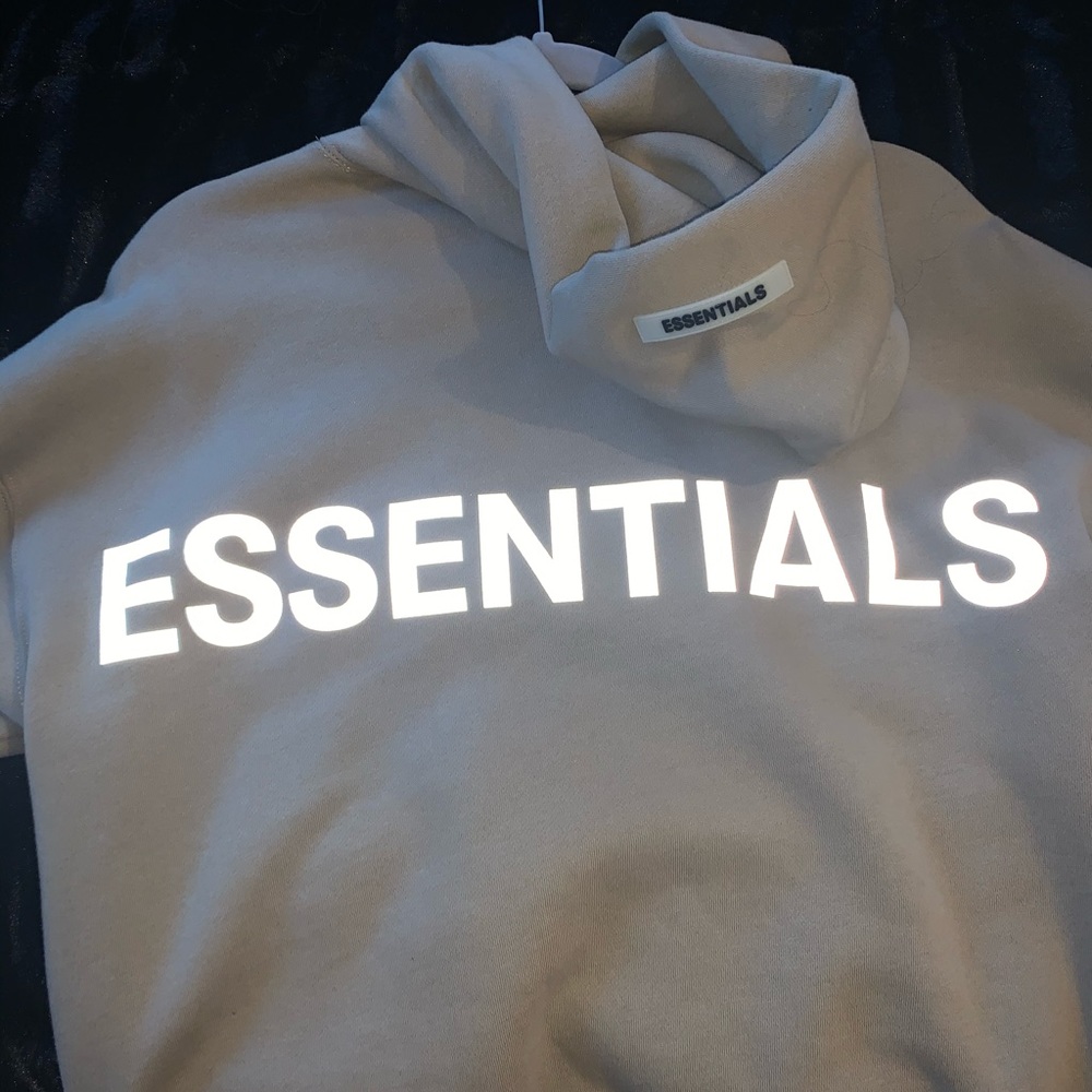FOG essentials reflective logo hoodie. Size xxs.